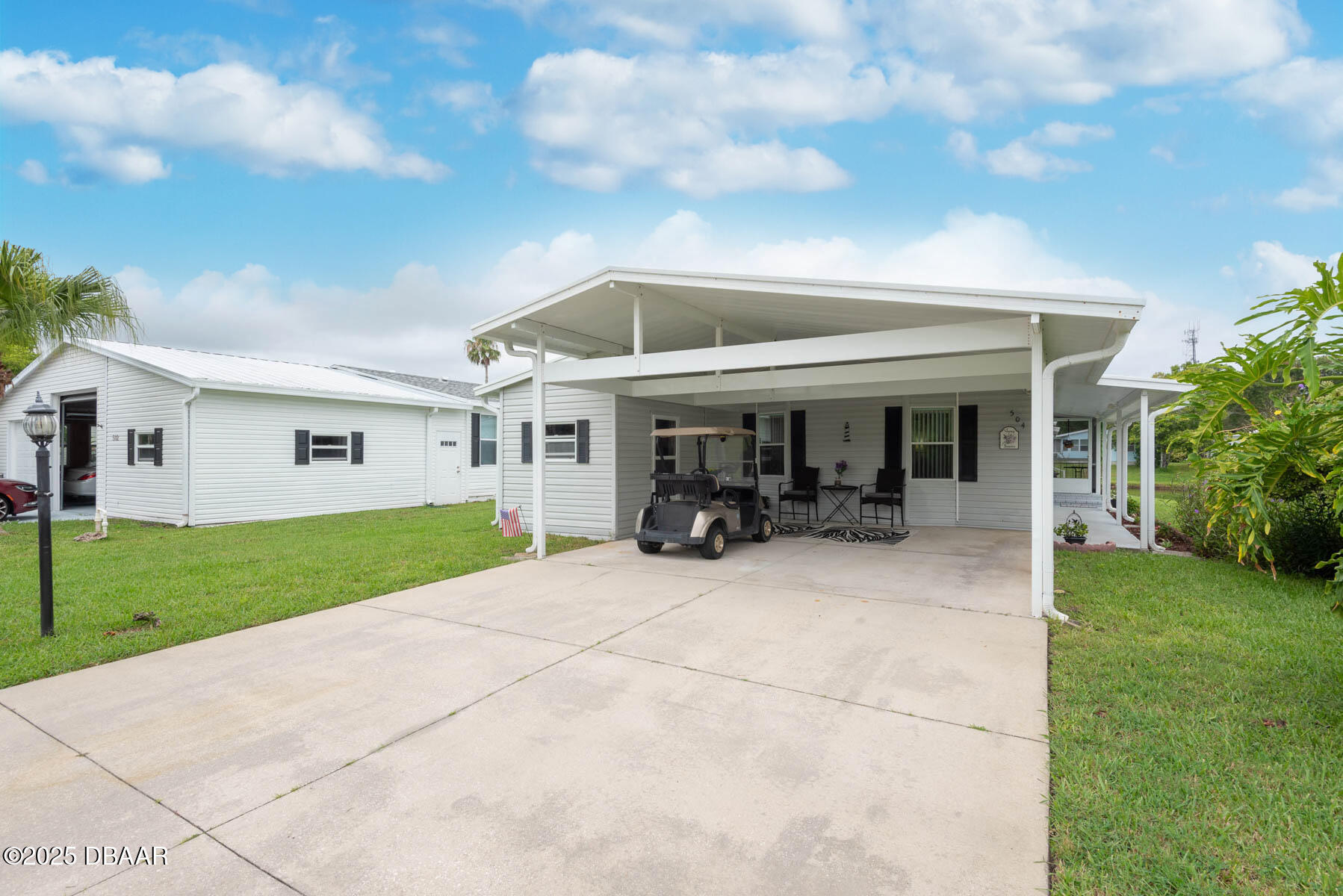 Property Photo: 504 Portside Lane FL 32141