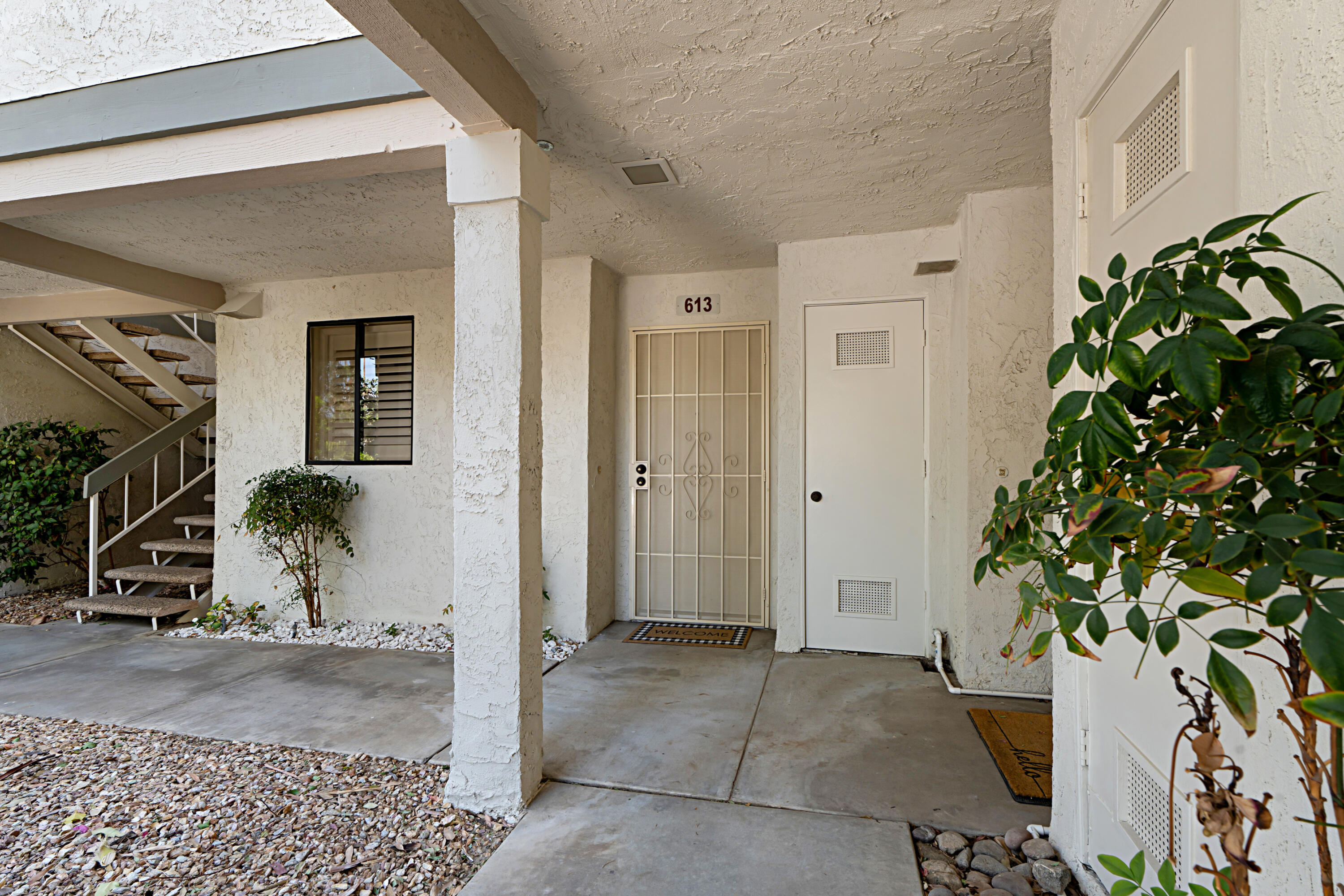Property Photo: 413 E Via Escuela 613 CA 92262