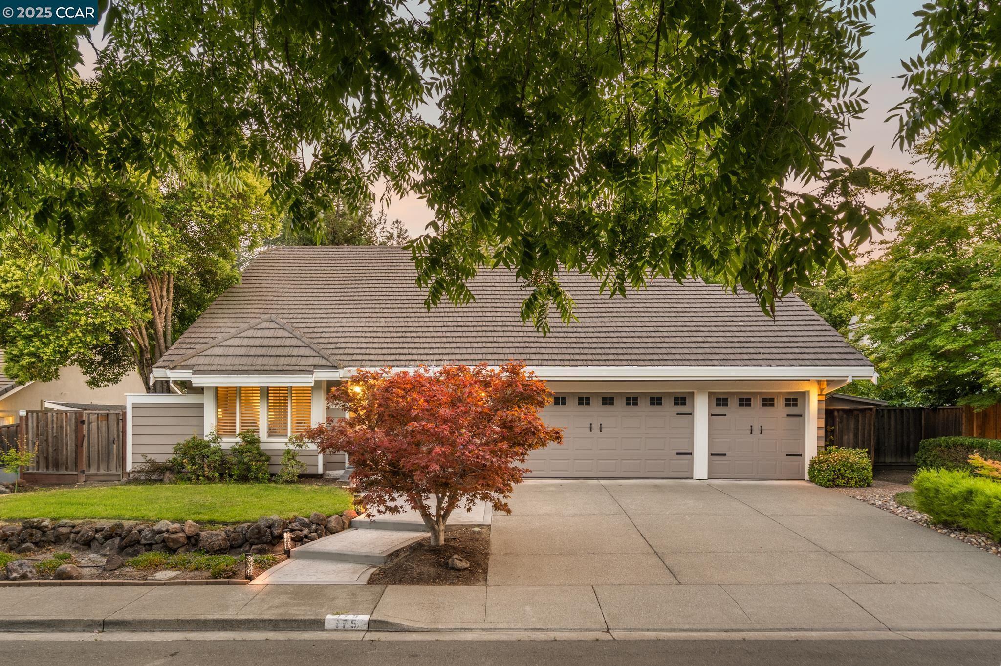Property Photo: 175 Woodview Terrace Dr CA 94582