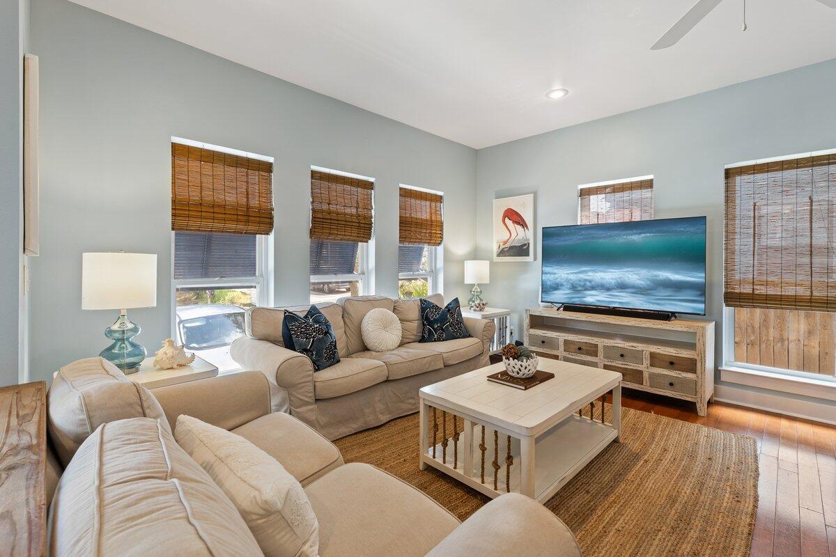 Property Photo:  67 Snapper Street  FL 32459 
