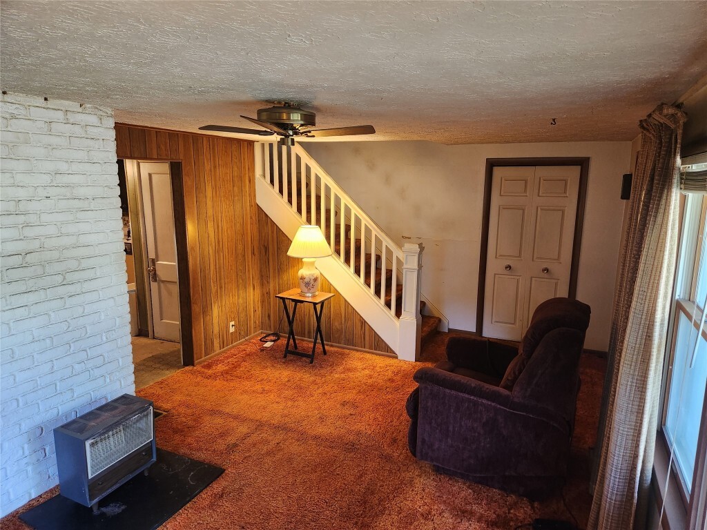 Property Photo: 1370 Avonia Road PA 16415