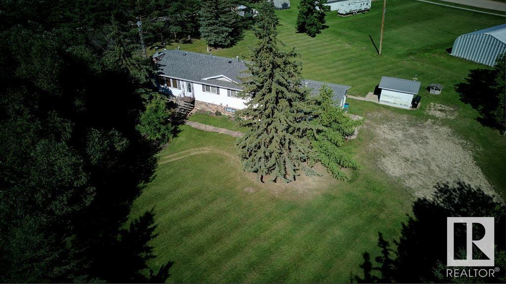 Property Photo: 5001 50 Street AB T0G 0S0