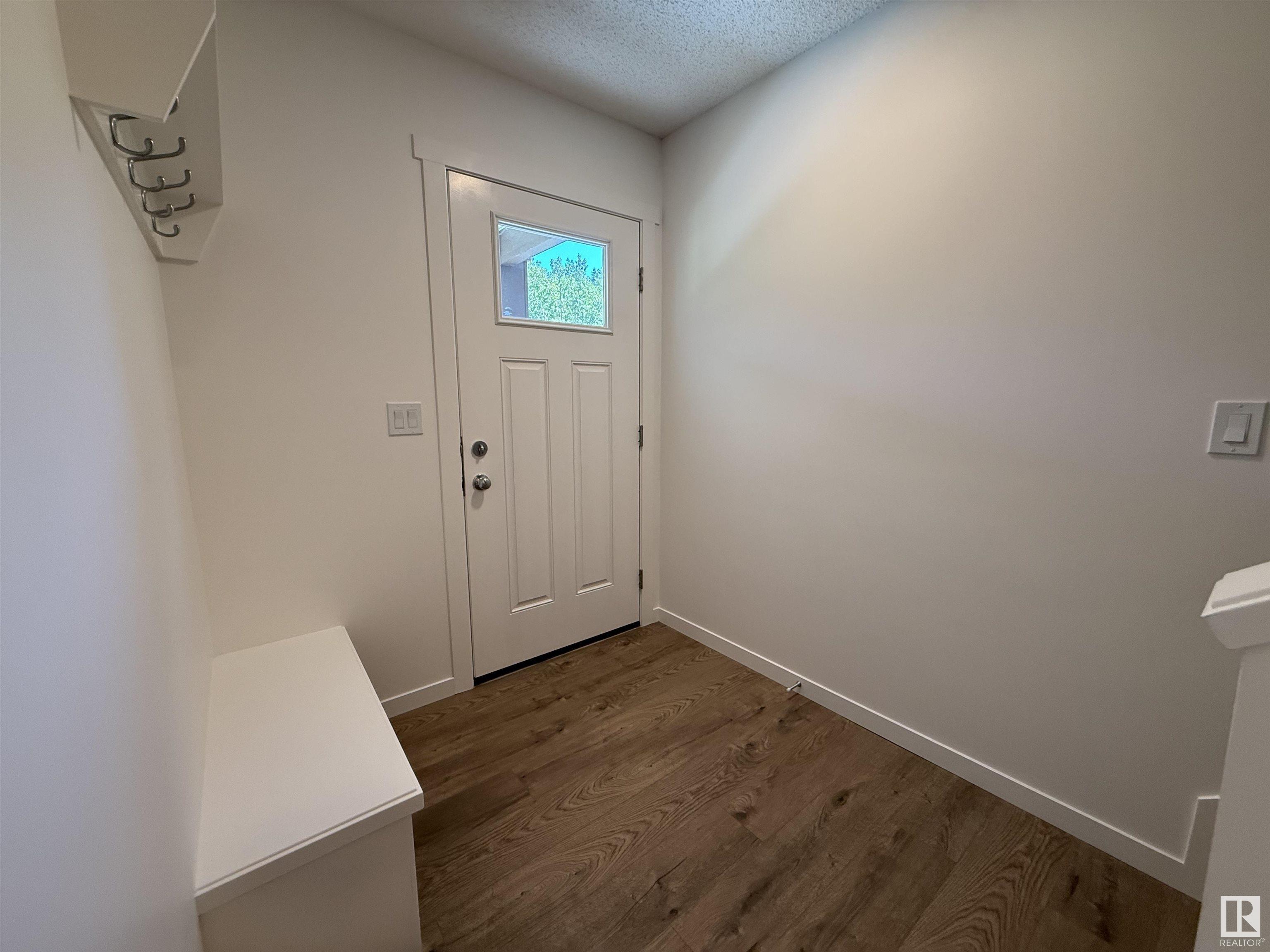 Property Photo: 50 McLaughlin Drive 17 AB T7X 0E1