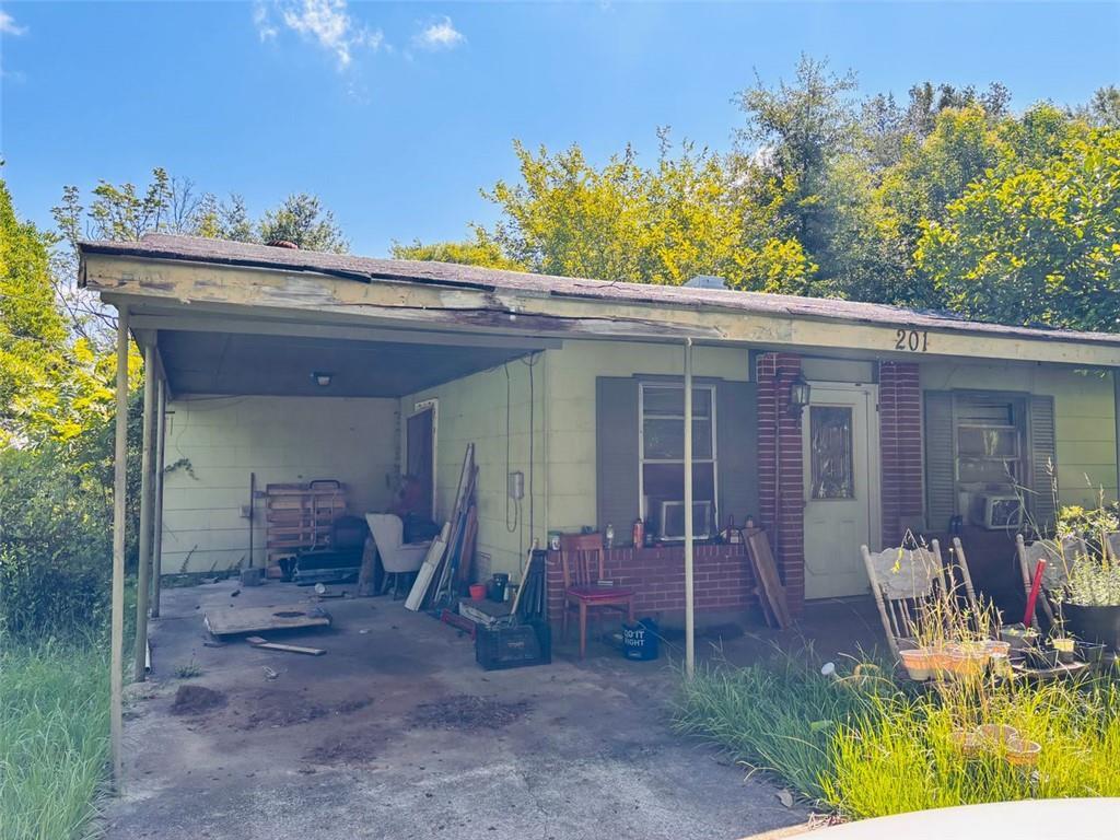 Property Photo:  201 Moore Avenue  GA 31705 