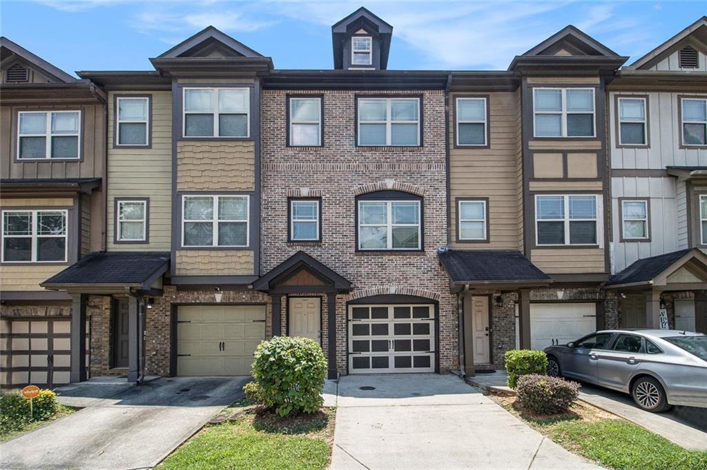 Property Photo: 2809 Hillside Way GA 30034