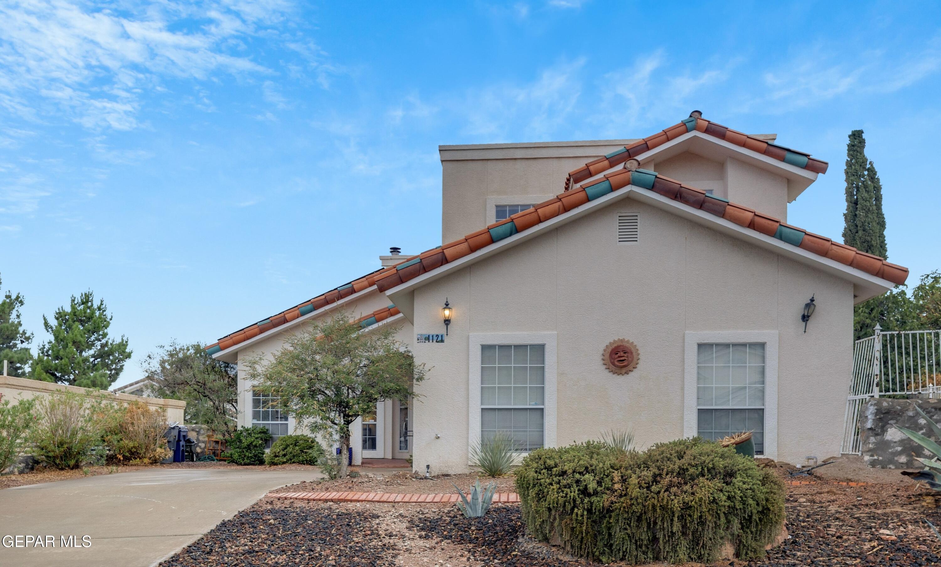 1121 Regal Ridge Drive  El Paso TX 79912 photo