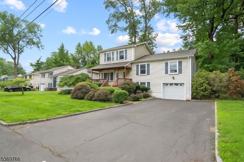 Property Photo: 89 Glenwood Rd NJ 07016