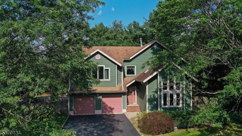 73 Beechwood Cir  Hillsborough Twp. NJ 08844 photo