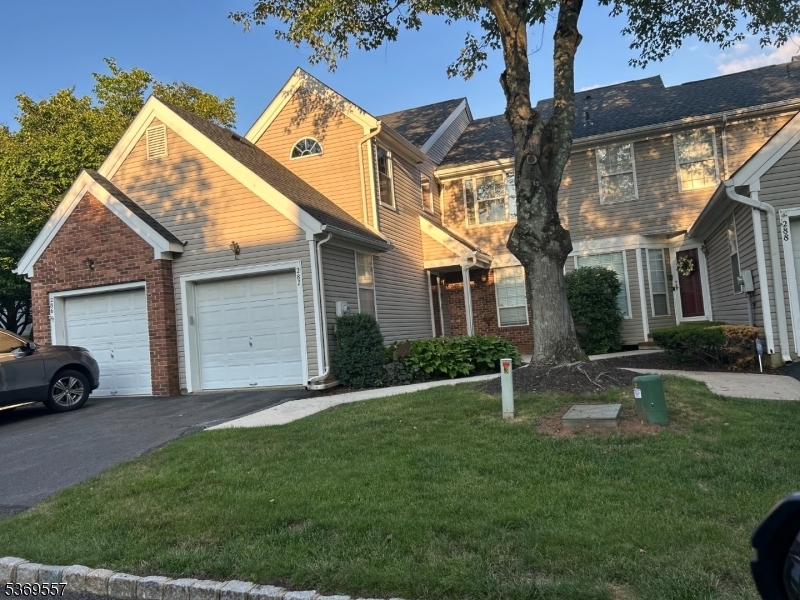 287 Morning Glory Ct  Readington Twp. NJ 08889 photo