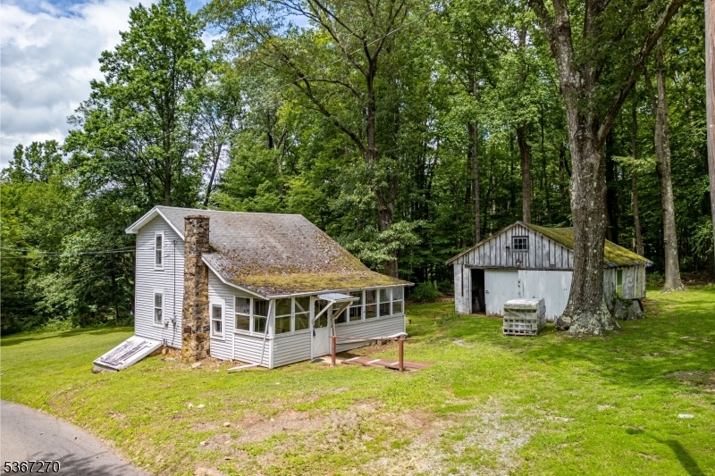 Property Photo: 509 W Hill Rd NJ 08826