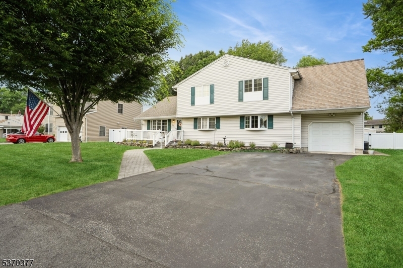 54 Anthony Blvd  Lincoln Park Boro NJ 07035 photo