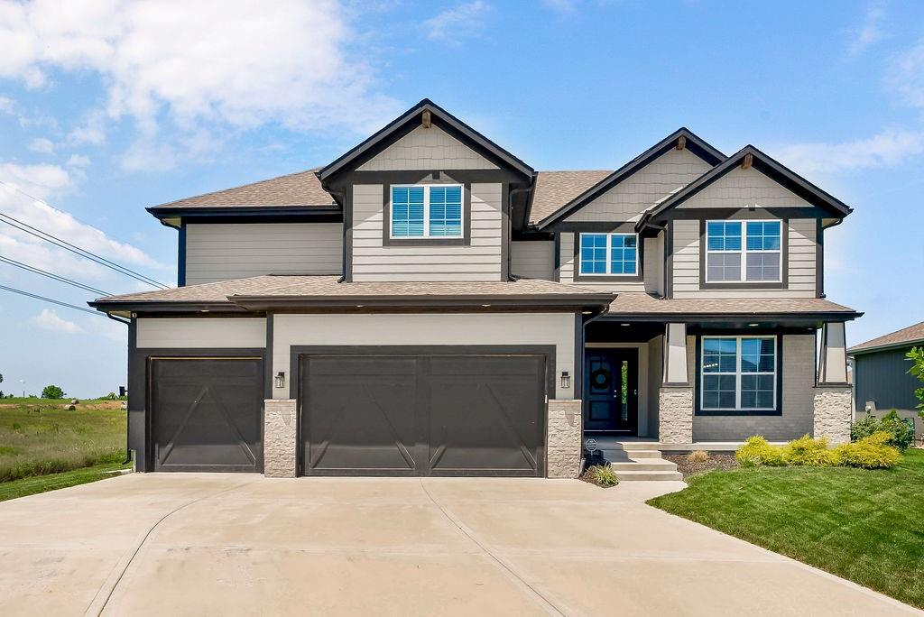Property Photo: 24322 W 58th Circle KS 66226