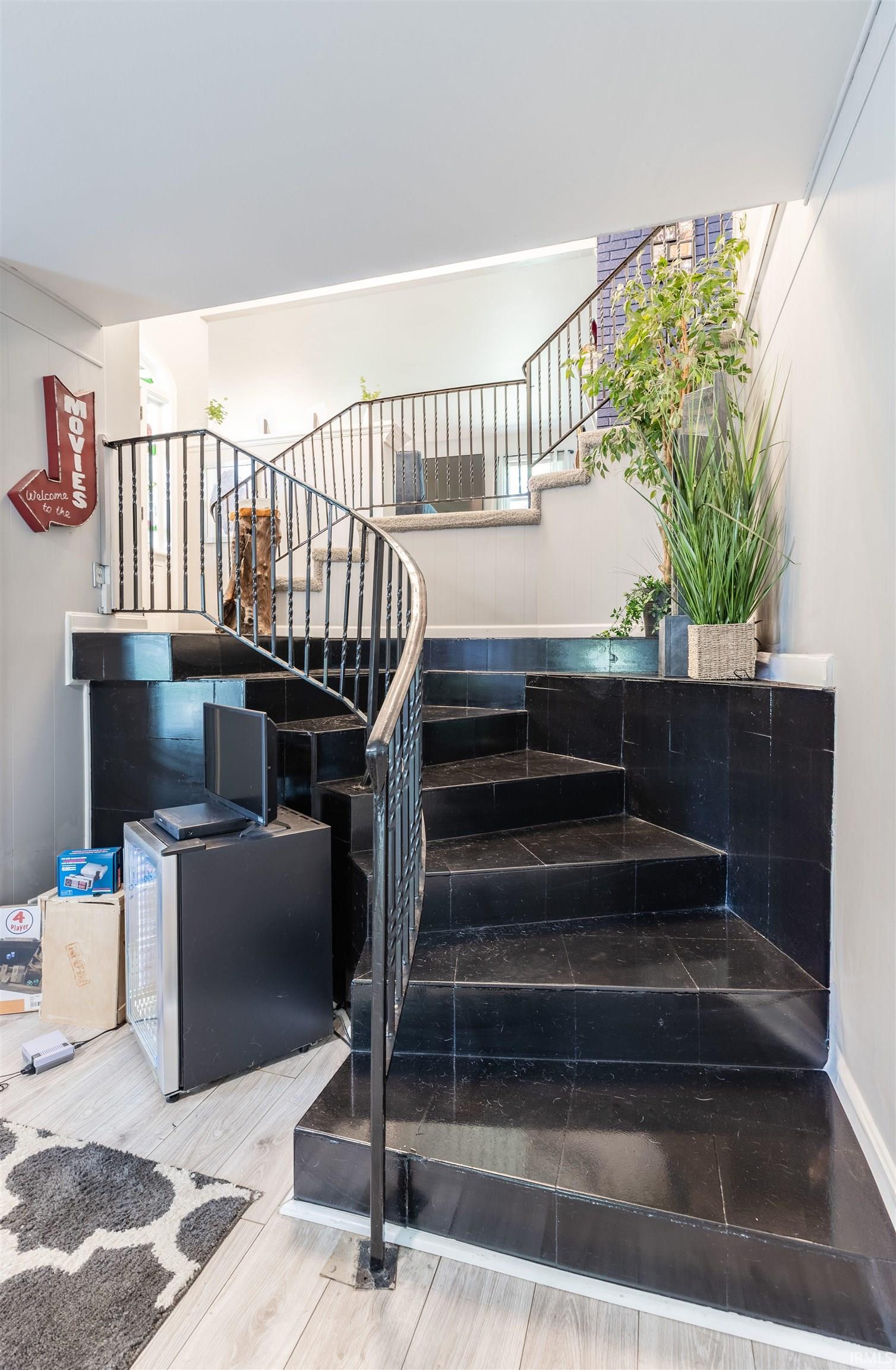 Property Photo: 110 Ladonna Boulevard IN 47710