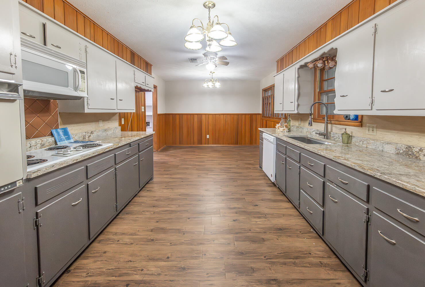 Property Photo: 2310 61st Street TX 79412