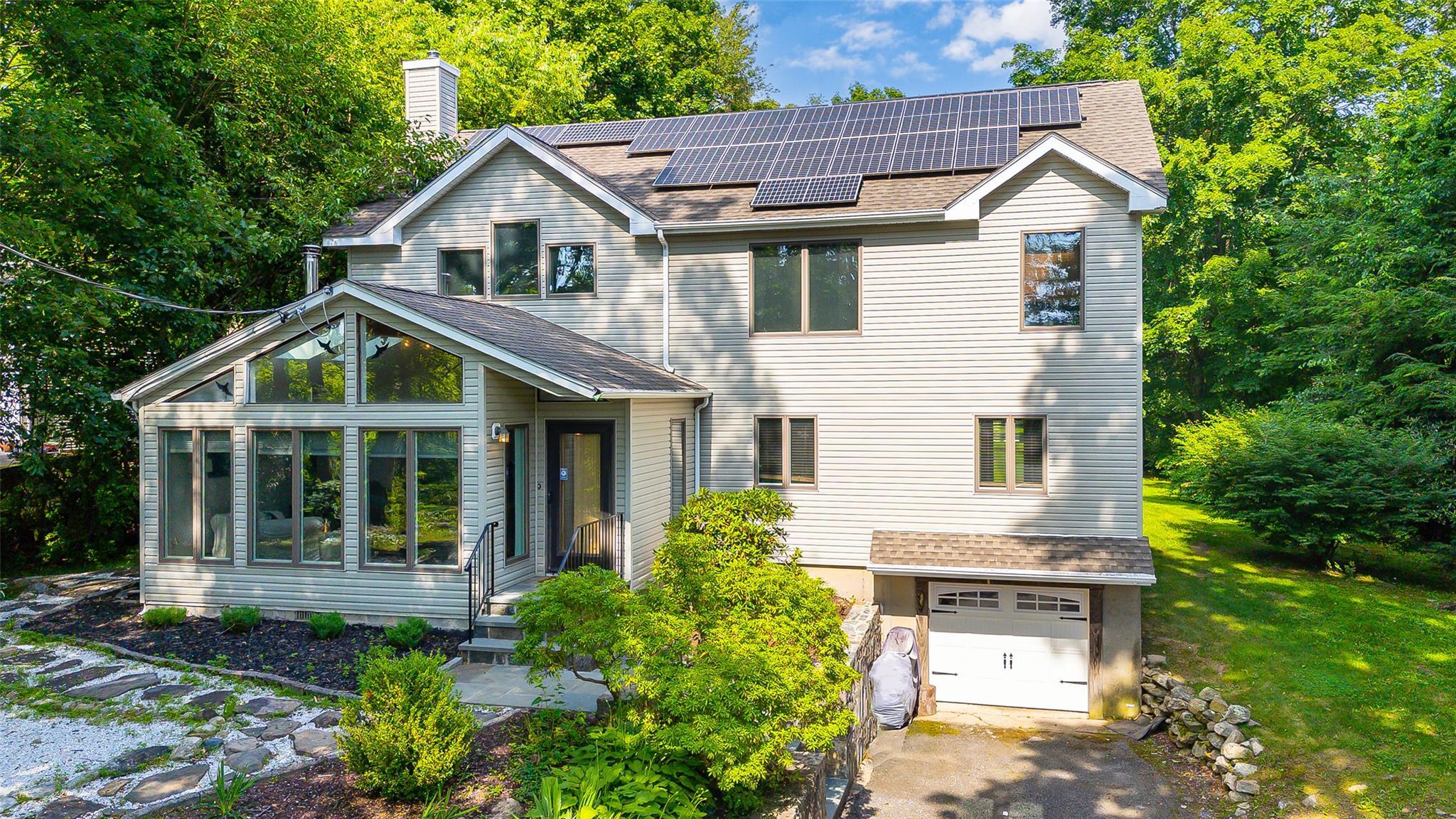 Property Photo:  2210 Mohansic Avenue  NY 10598 