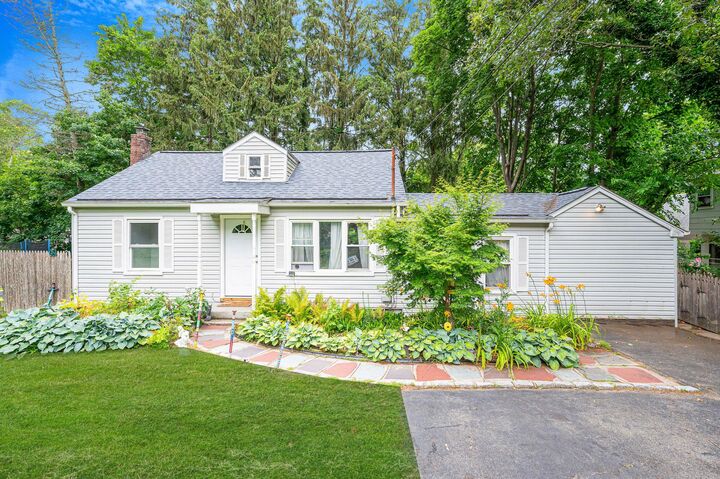 11 Amityville Road  Sound Beach NY 11789 photo