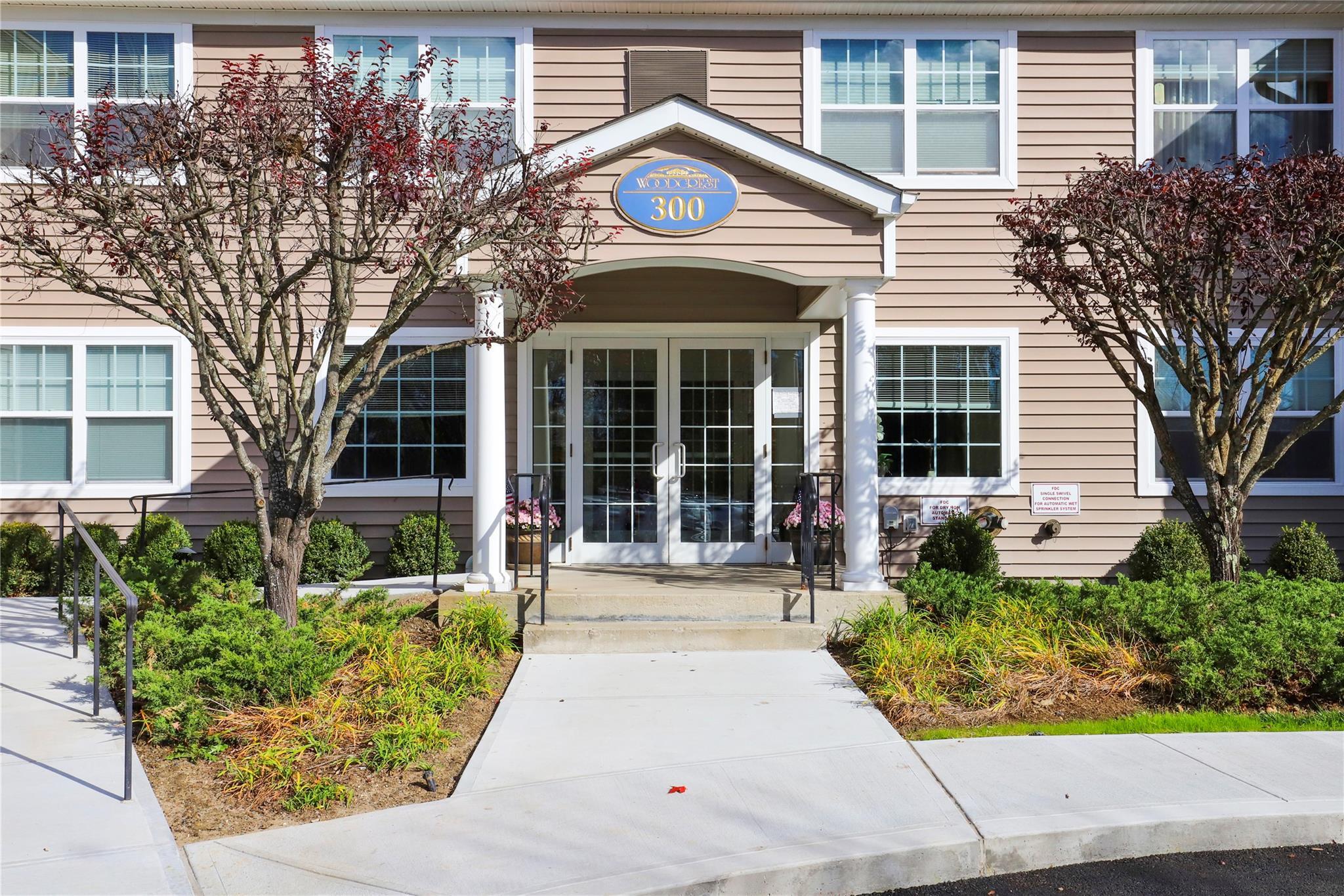 Property Photo: 300 Woodcrest Lane 311 NY 10549