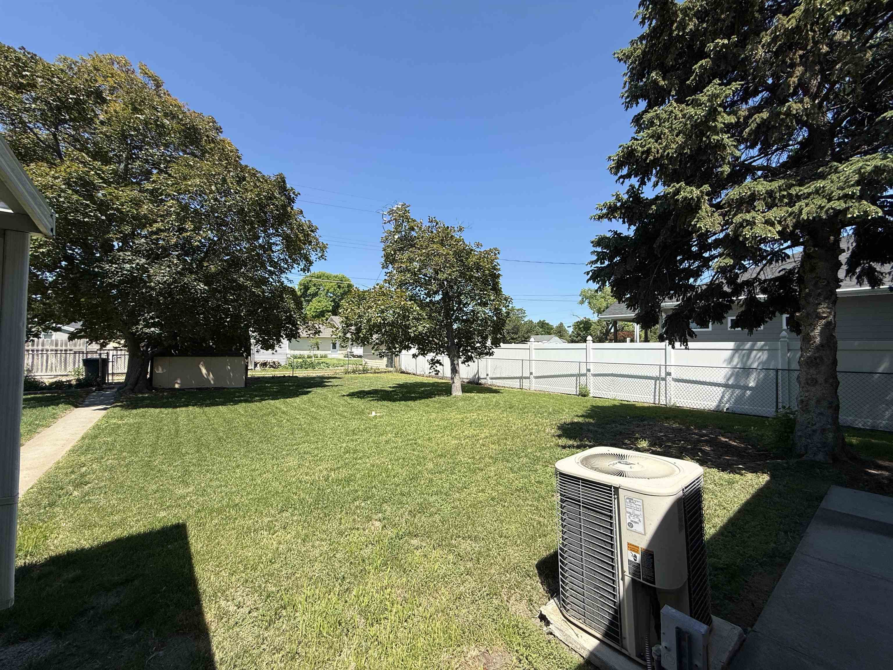 Property Photo: 102 S Buffalo Ave NE 69101