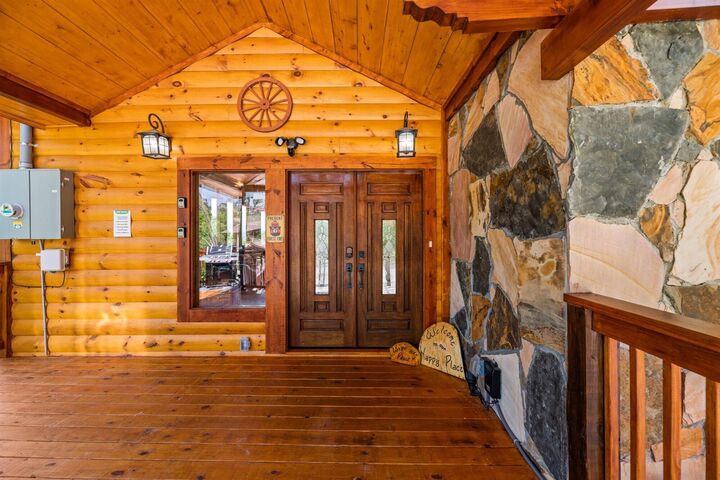 Property Photo:  720 Pinecrest Drive  TN 37738 