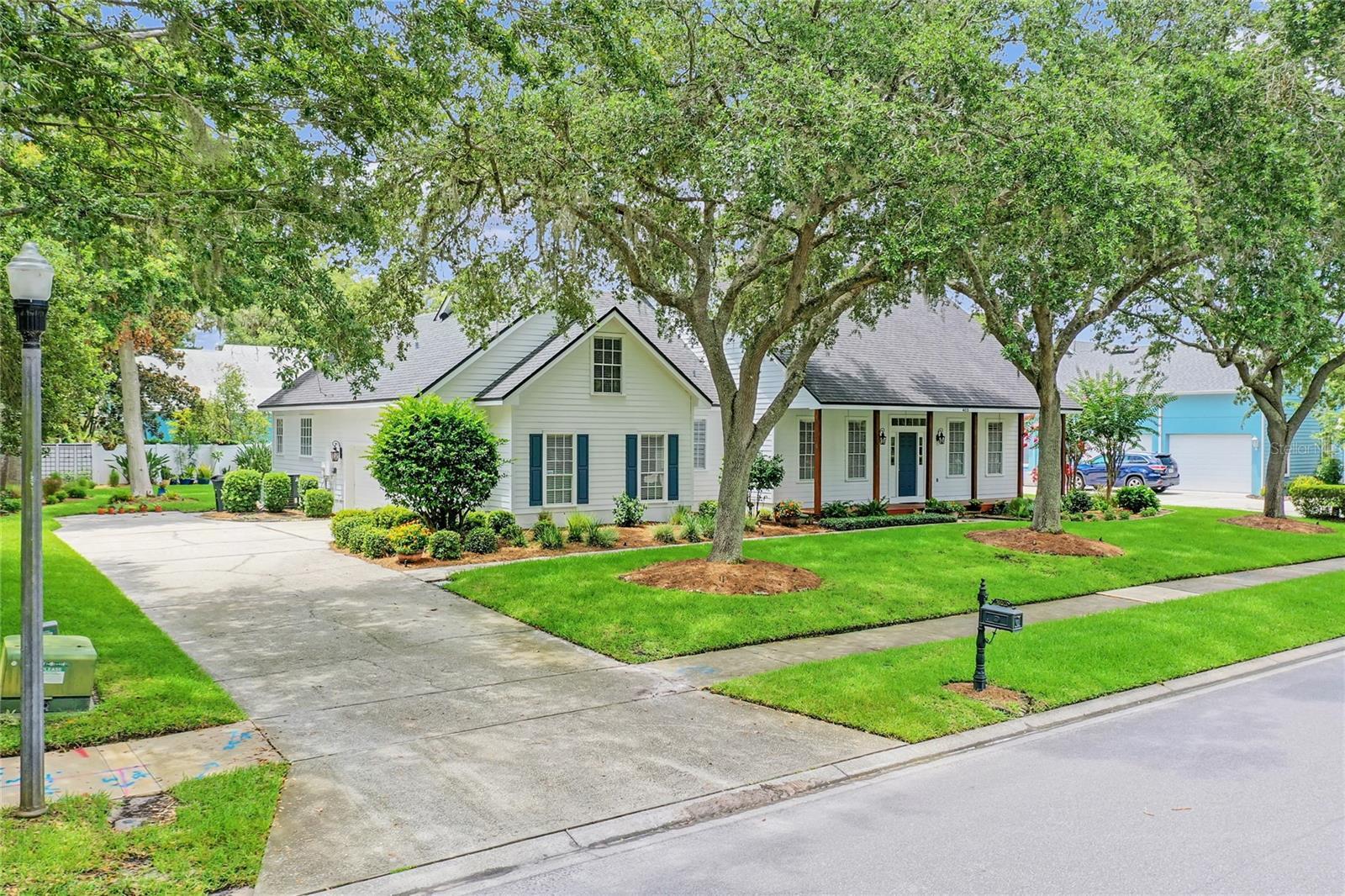 Property Photo:  403 Courtlea Creek Drive  FL 34787 