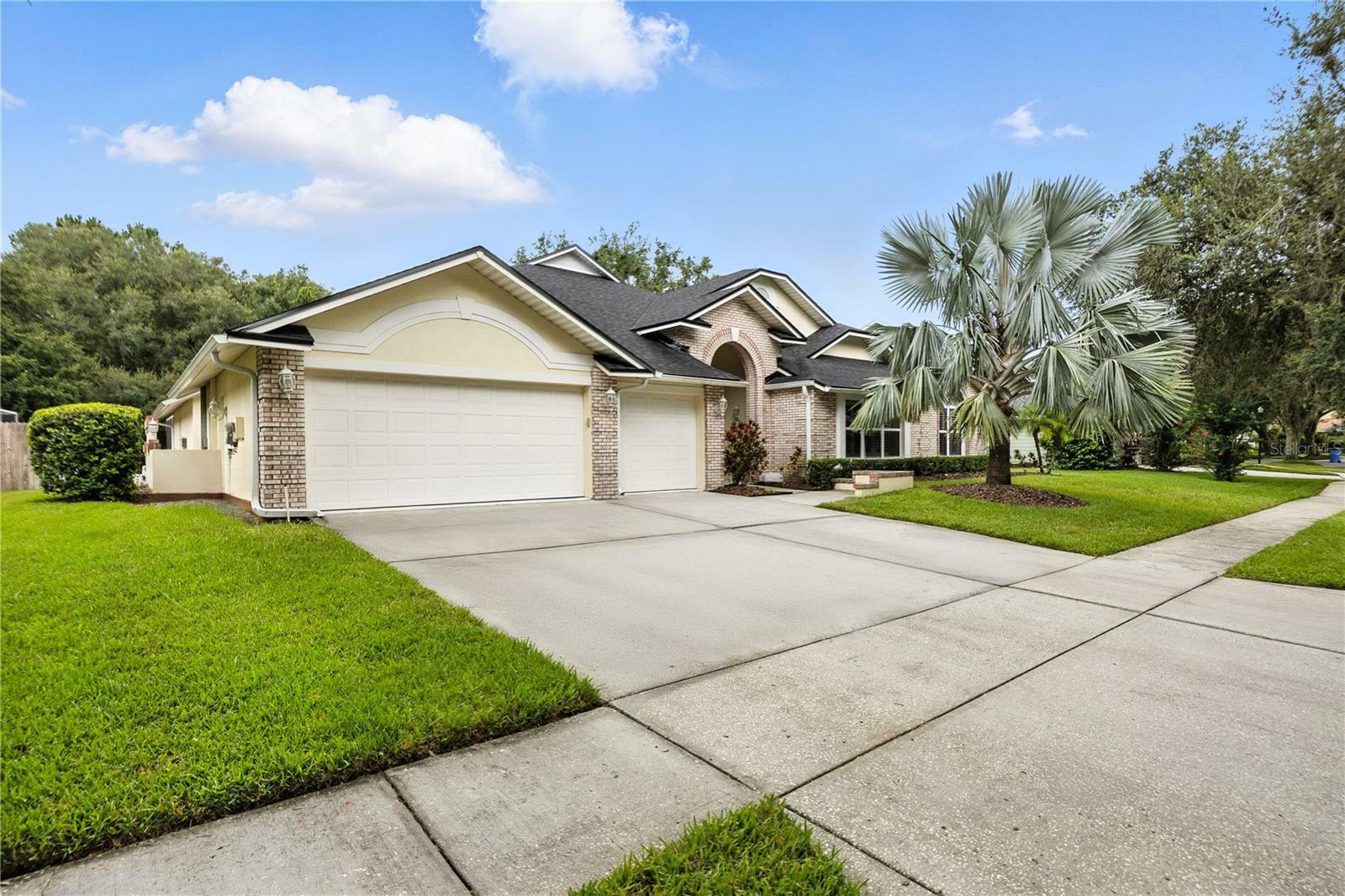 Property Photo: 17515 Edinburgh Drive FL 33647
