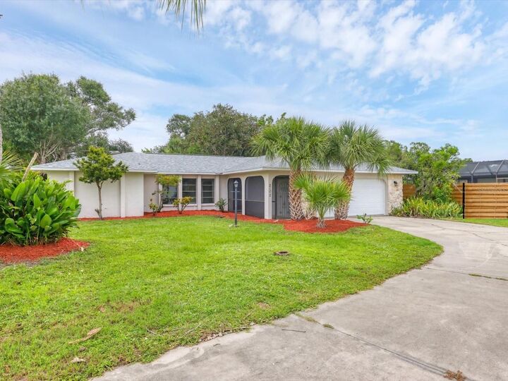 2102 Country Meadows Place  Sarasota FL 34235 photo