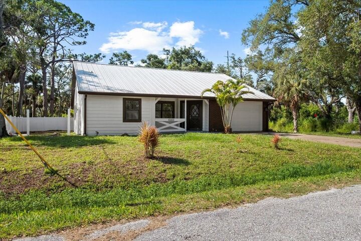 Property Photo:  116 Hermes Road  FL 34293 
