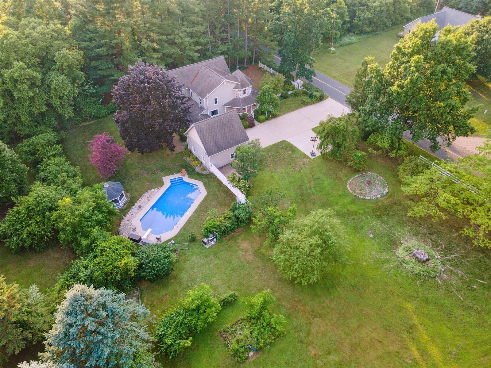 Property Photo: 6512 Rs Avenue E MI 49088
