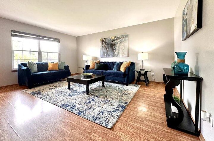 Property Photo:  1531 Southport Court  IL 60099 