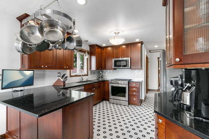Property Photo:  9429 S 55th Avenue  IL 60453 