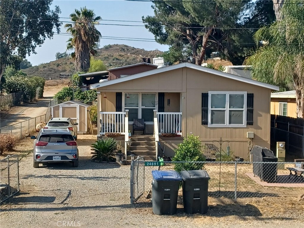 24691 Carl Road  Wildomar CA 92595 photo
