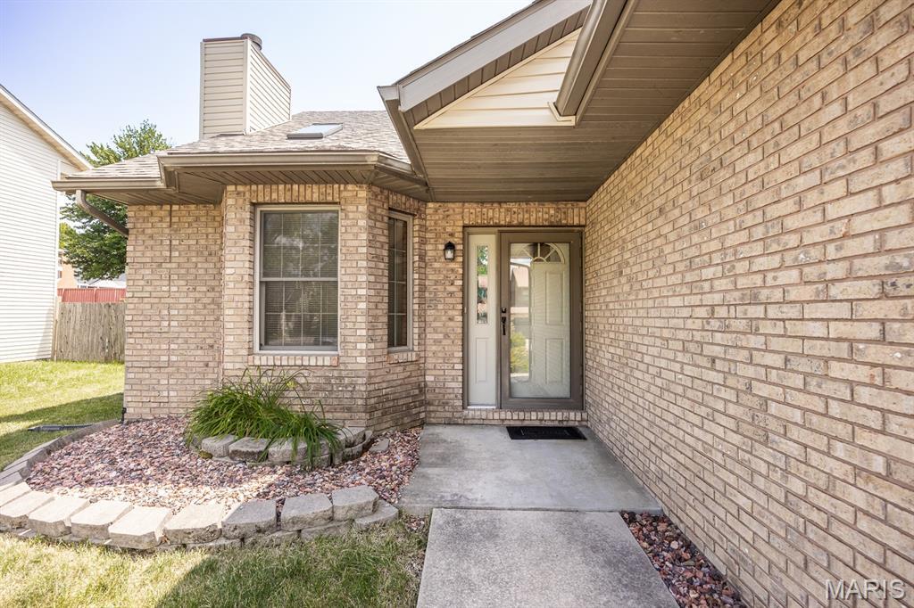 Property Photo: 2210 Greenfield Drive IL 62221