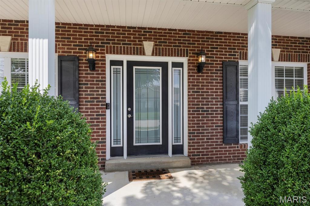 Property Photo: 1305 Monarch Lake Lane IL 62221