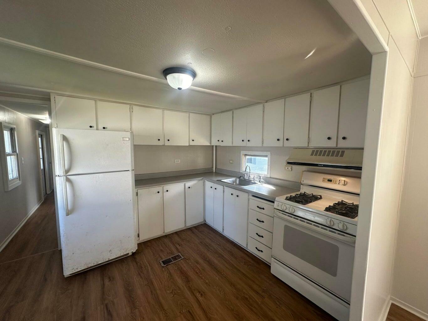Property Photo:  715 College Avenue 24  ME 04468 