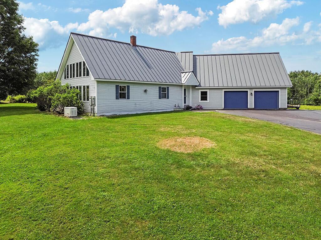 Property Photo: 562 Town House Road ME 04360