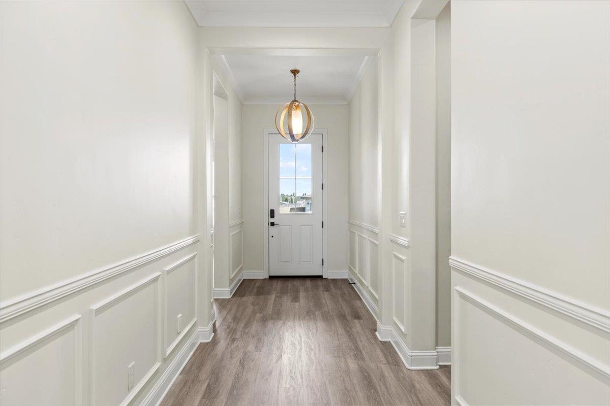 Property Photo: 202 Zenaida Court CA 95762