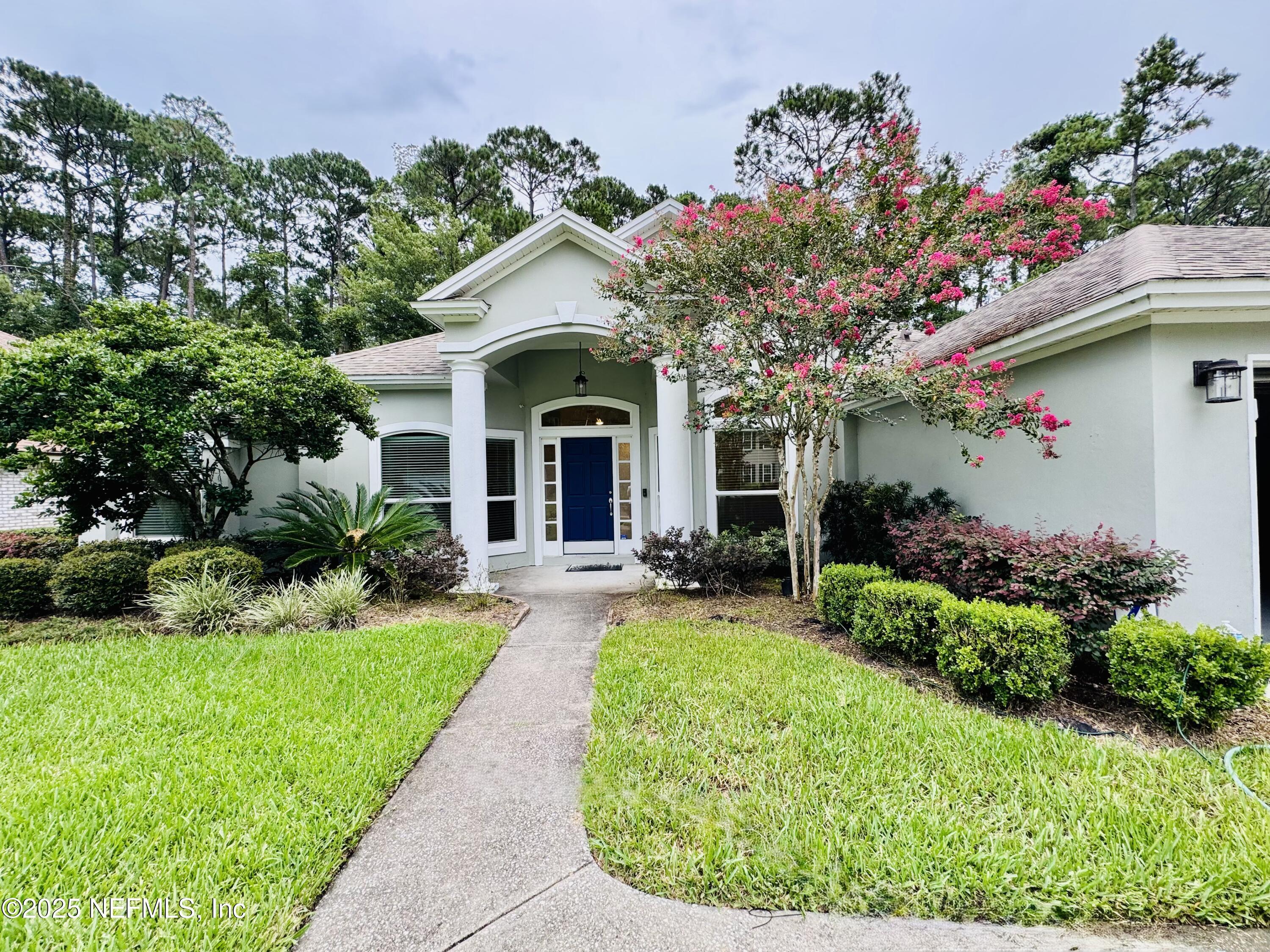 Property Photo: 8725 Southern Glen Drive FL 32256