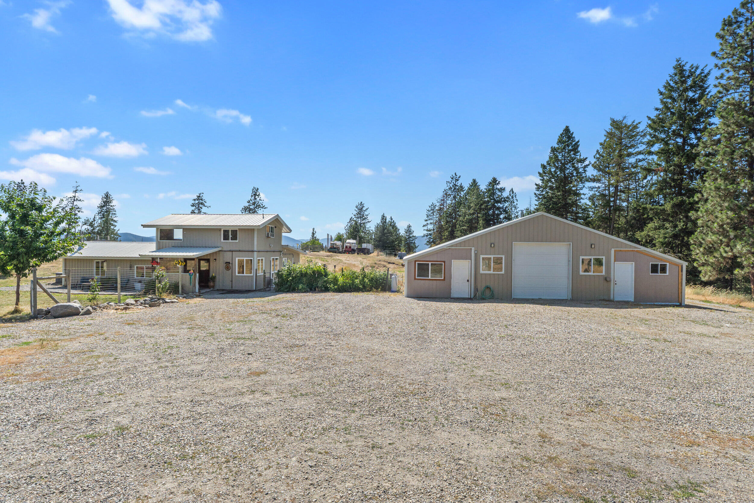 Property Photo: 3305 Bradeen Rd WA 99167