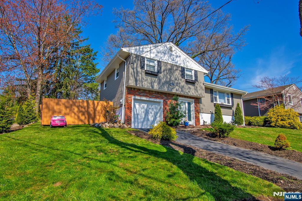 Property Photo:  212 Hasbrouck Avenue  NJ 07630 