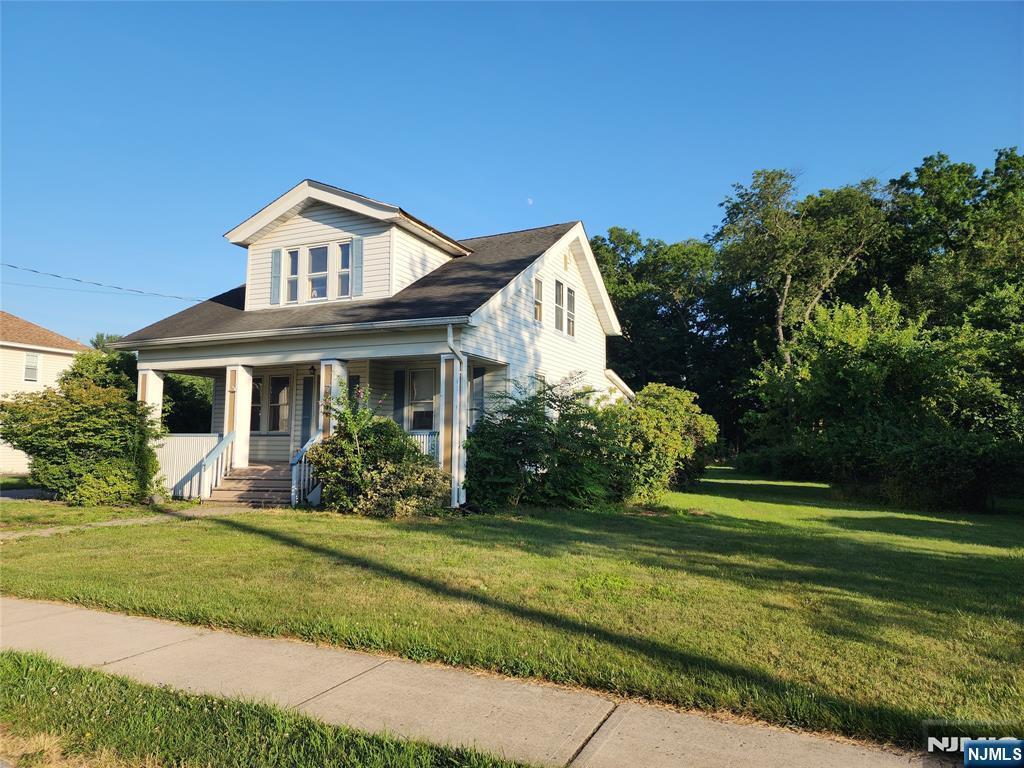 Property Photo:  7 Federal Place  NJ 07457 