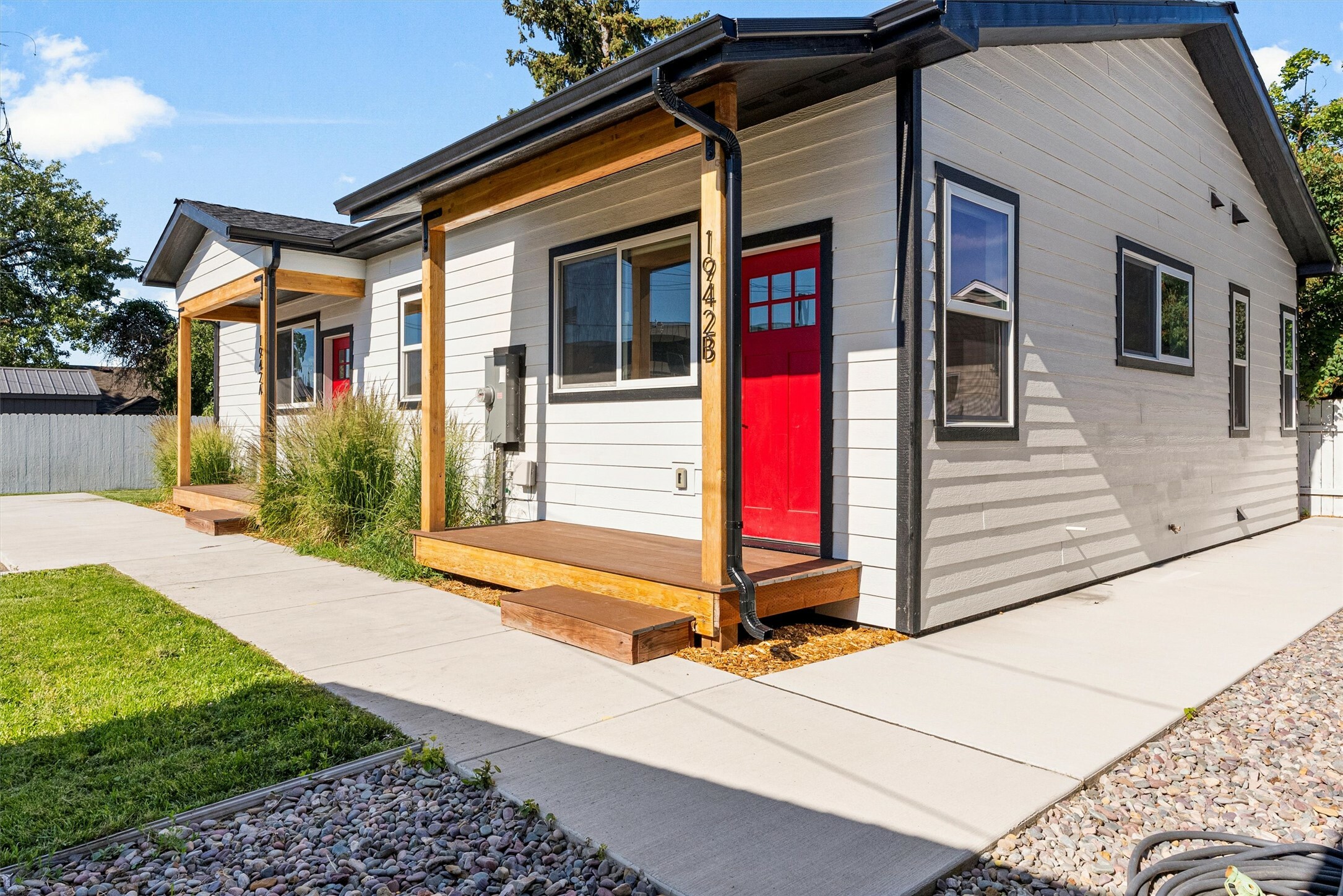Property Photo: 1942B Dixon Avenue MT 59801