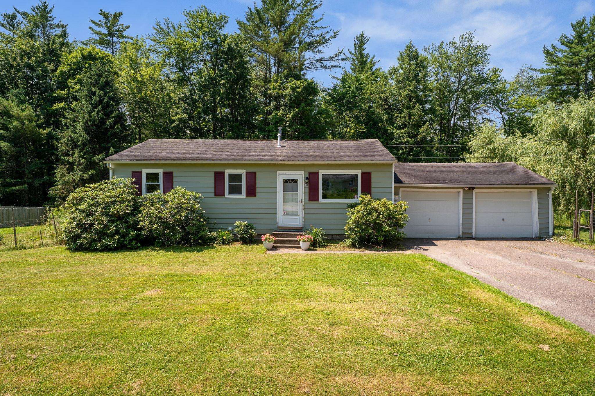 Property Photo: 68 Sunny View Drive VT 05465