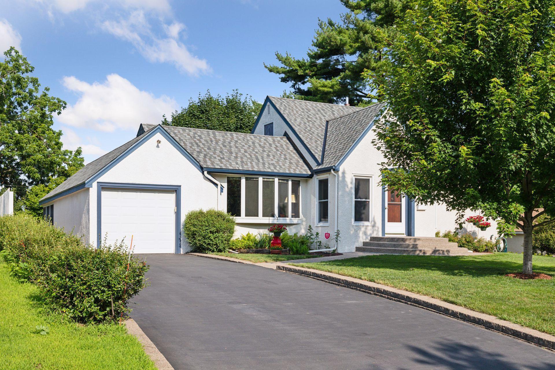 Property Photo: 3525 Orchard Avenue N MN 55422