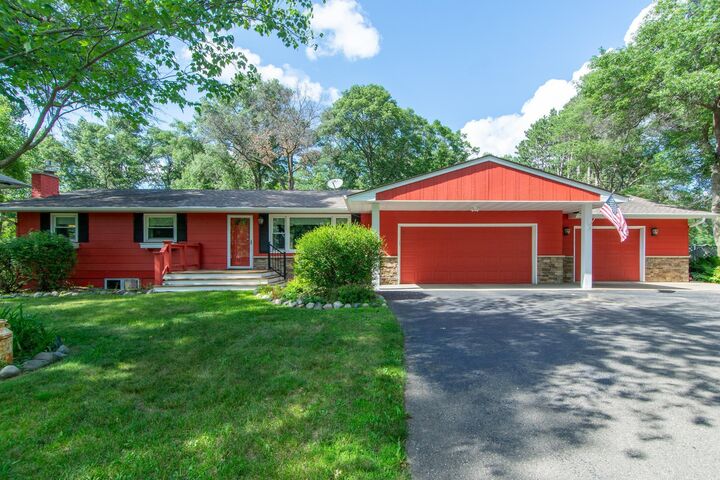 Property Photo:  4940 Oak Street  MN 56425 