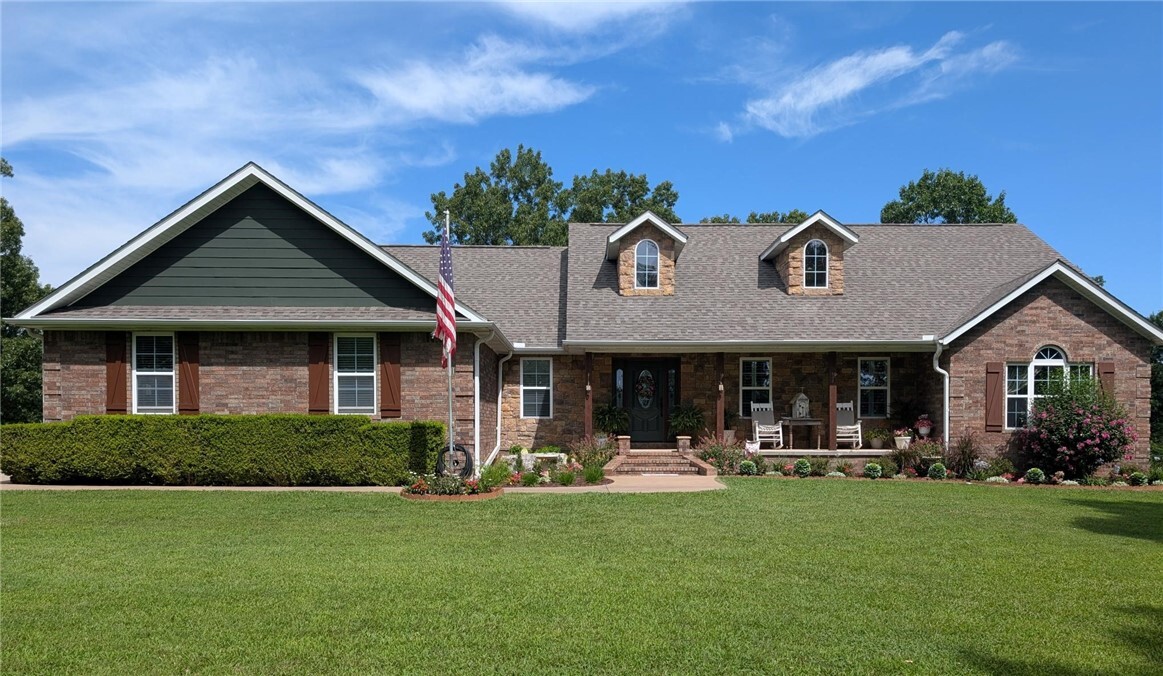 Property Photo: 1445 Woodhaven Lane AR 72601