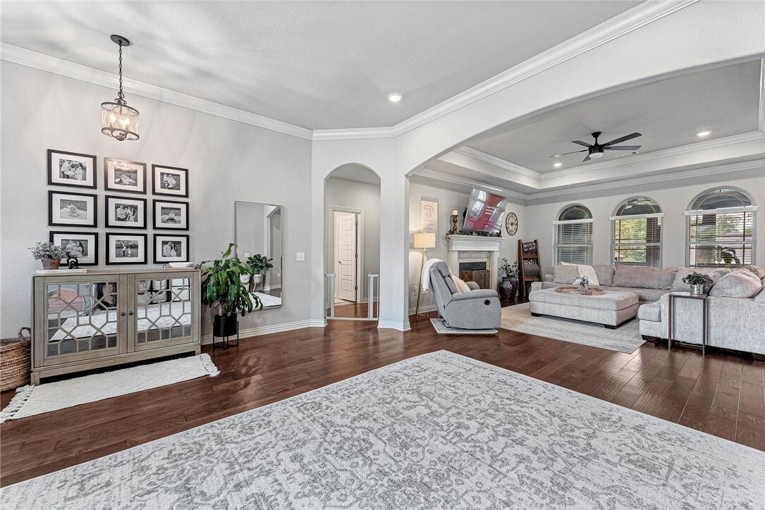 Property Photo: 1208 Hickory Street AR 72718