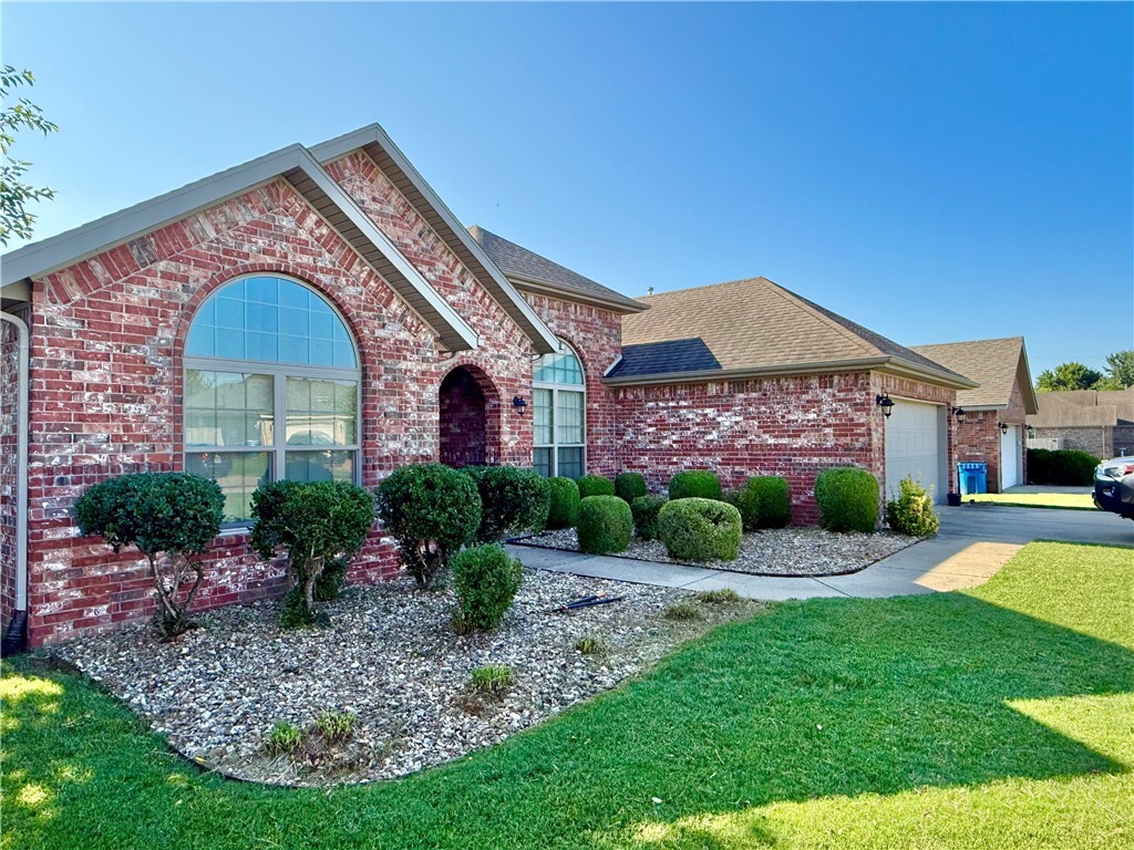 607 Wallstone Road  Bentonville AR 72712 photo