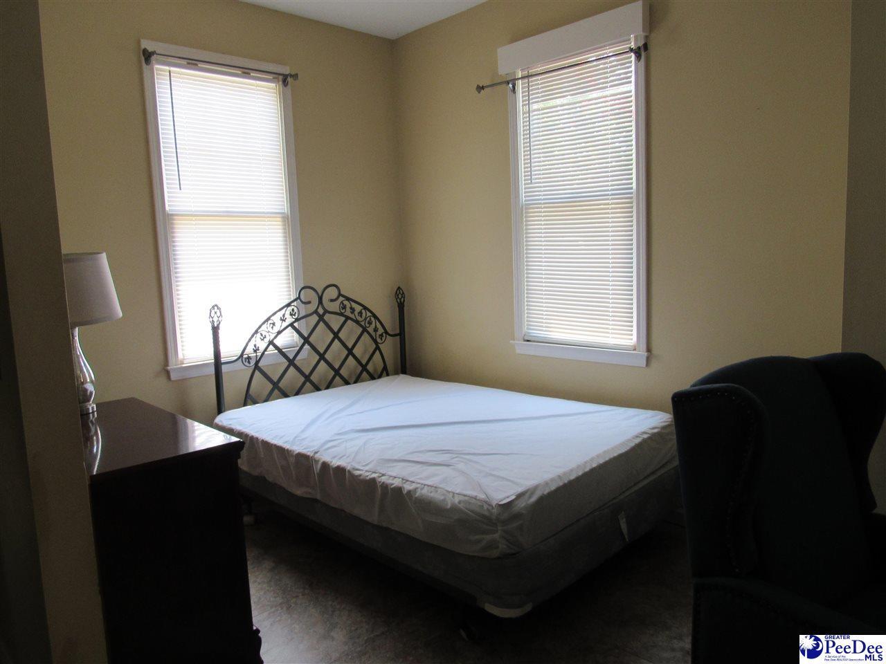 Property Photo: 415 - 4 S Coit Street SC 29501