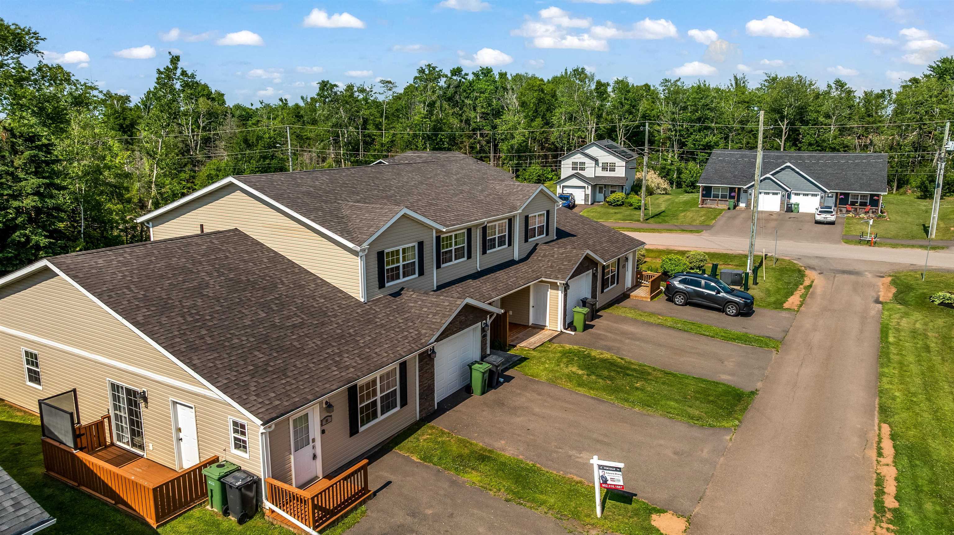 Property Photo: 6 Autumn Lane PE C1B 2R6