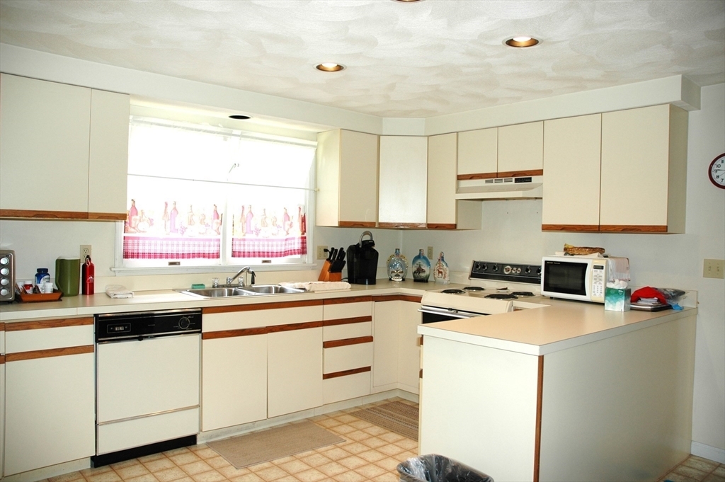 Property Photo:  60 Billerica St A  MA 01852 